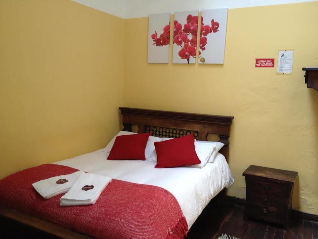 Chocolate Hostel Bogota Exterior photo